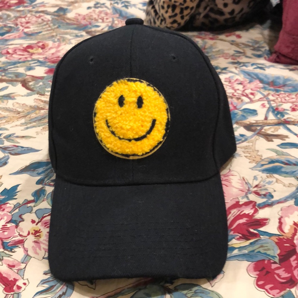 Happy face baseball cap